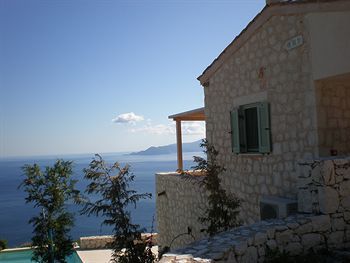 Urania Luxury Villas Pondi Eksteriør bilde